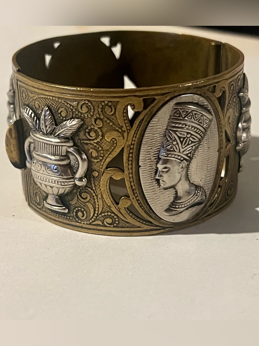 vintage Egyptian revival hinged bangle